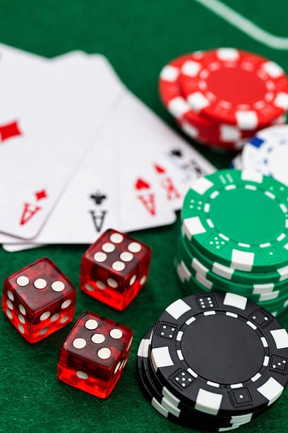 paito california platform interface showing slot games, live-dealer tables, and sportsbook coverage
